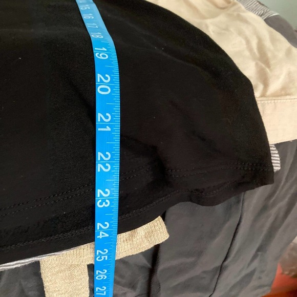 Saks Fifth Avenue Sweater‎ Womens Sz S Black Knit Gray Faux Fur Collar Pullover - Picture 7 of 8